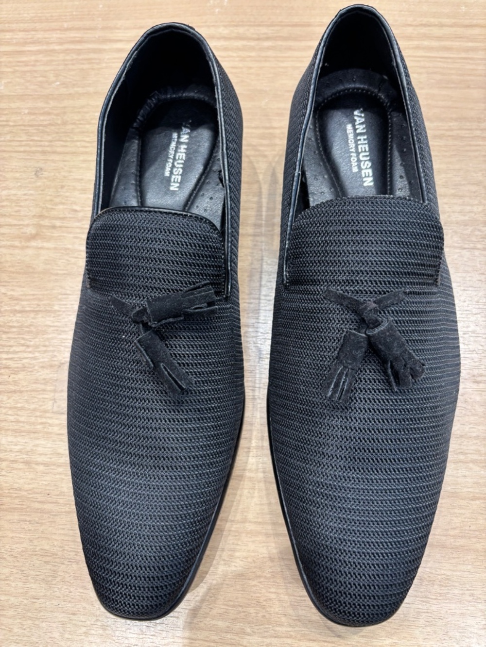 Shoes - Picture 4 of 5